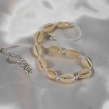 Choker naszyjnik muszelki na szyję na lato regulowany