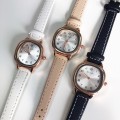 Z10014-Zegarek-okragly-z-cyframi-bialy-pasek3.jpg